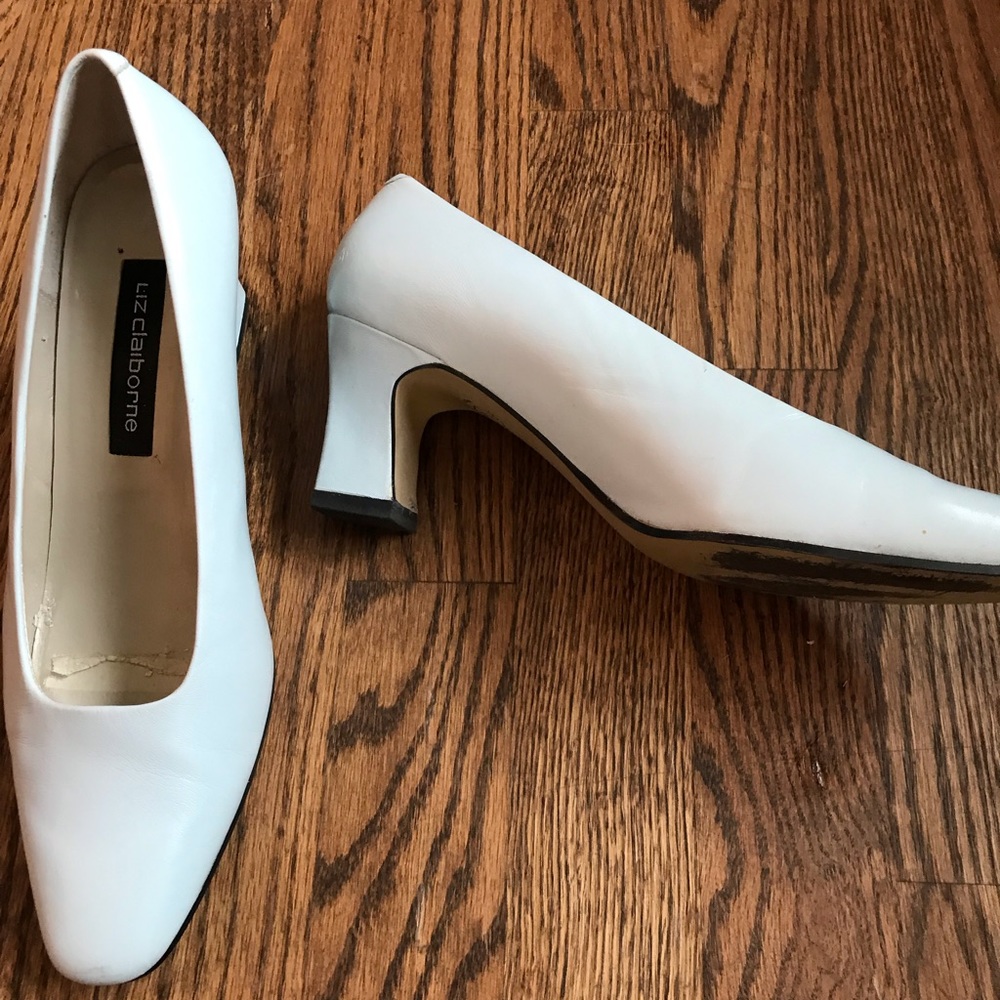 Liz Claiborne Powder Blue Pumps Sz 8